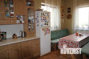 Дом 300м², 3-этажный, посуточно,