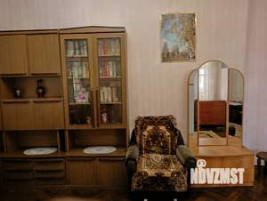 Дом 63м², 2-этажный, на длительный срок,