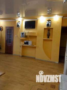 Дом 240м², 2-этажный, на длительный срок,