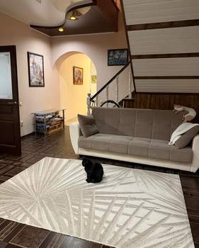 Дом 300м², 2-этажный, участок 10 сот.