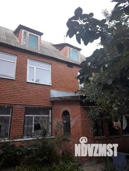 Дом 493м², 3-этажный, участок 15 сот.