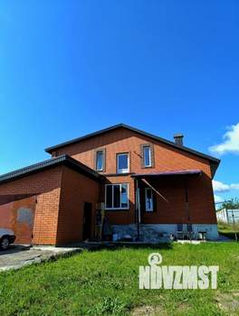 Дом 263м², 2-этажный, участок 9 сот.