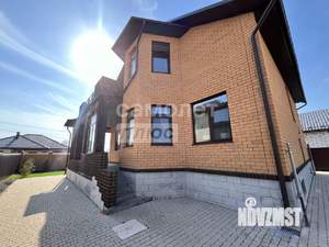 Коттедж 300м², 2-этажный, участок 10 сот.