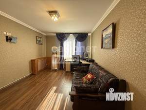 Дом 253м², 2-этажный, участок 8 сот.