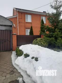 Дом 369м², 3-этажный, участок 11 сот.