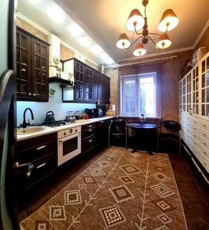 Дом 196м², 2-этажный, участок 20 сот.