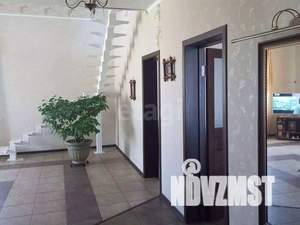 Дом 140м², 2-этажный, участок 10 сот.