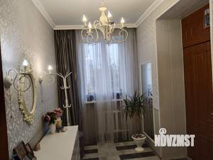 Коттедж 280м², 3-этажный, участок 10 сот.