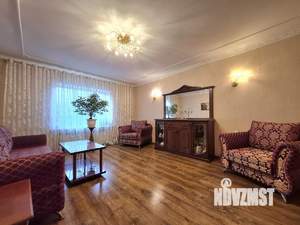 Дом 199м², 2-этажный, участок 5 сот.