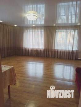 Дом 190м², 2-этажный, участок 5 сот.