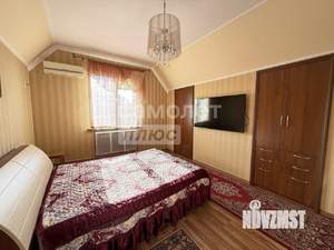 Дом 253м², 2-этажный, участок 8 сот.