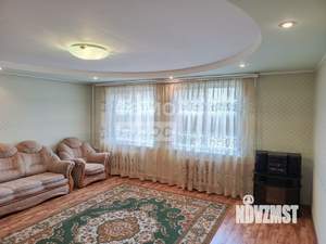 Дом 210м², 2-этажный, на длительный срок, 