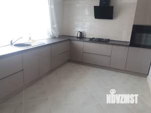 Дом 250м², 2-этажный, на длительный срок, 