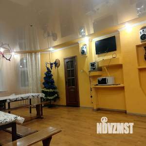 Дом 240м², 2-этажный, на длительный срок, 