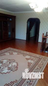 Дом 180м², 2-этажный, на длительный срок, 