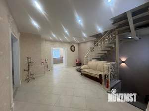 Дом 286м², 2-этажный, посуточно, 