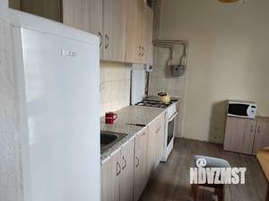 Дом 200м², 2-этажный, на длительный срок, 