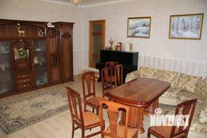 Дом 350м², 2-этажный, посуточно, 