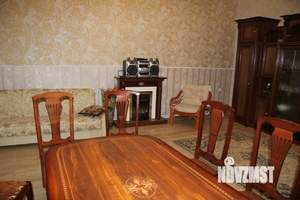 Дом 350м², 2-этажный, посуточно, 