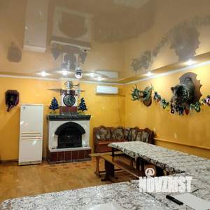 Дом 240м², 2-этажный, на длительный срок, 