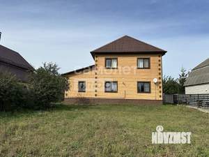 Дом 145м², 2-этажный, участок 10 сот.  
