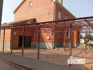 Коттедж 150м&sup2;, 4-этажный, участок 10 сот.  