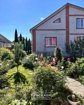 Дом 237м&sup2;, 2-этажный, участок 10 сот.  