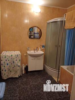 Дом 268м², 2-этажный, участок 9 сот.  