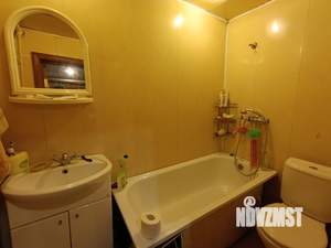 Дом 97м&sup2;, 2-этажный, участок 6 сот.  