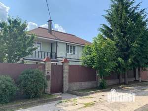Дом 292м², 2-этажный, участок 10 сот.  