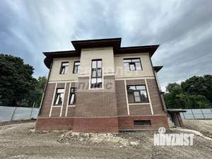 Дом 190м², 2-этажный, участок 10 сот.  