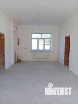 Дом 190м², 2-этажный, участок 15 сот.  