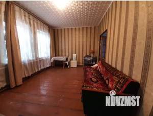Дом 40м&sup2;, 2-этажный, участок 6 сот.  