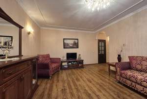 Дом 199м², 2-этажный, участок 5 сот.  