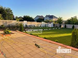 Дом 270м&sup2;, 2-этажный, участок 10 сот.  