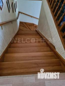 Дом 240м&sup2;, 2-этажный, участок 8 сот.  