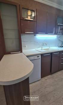 Дом 254м², 2-этажный, участок 10 сот.  
