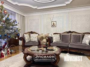 Дом 787м&sup2;, 3-этажный, участок 21 сот.  