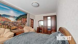 Дом 220м², 3-этажный, участок 8 сот.  