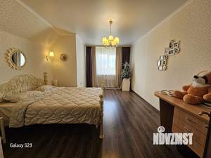Коттедж 280м², 2-этажный, участок 10 сот.  