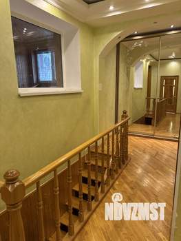 Дом 202м², 2-этажный, участок 9 сот.  