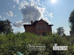 Дом 211м², 2-этажный, участок 9 сот.  