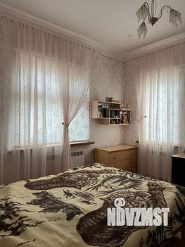 Коттедж 320м², 2-этажный, участок 10 сот.  