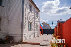 Дом 175м&sup2;, 2-этажный, участок 10 сот.  