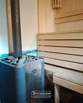 Дом 210м², 2-этажный, участок 10 сот.  