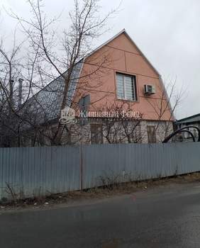 Дом 268м², 2-этажный, участок 9 сот.  