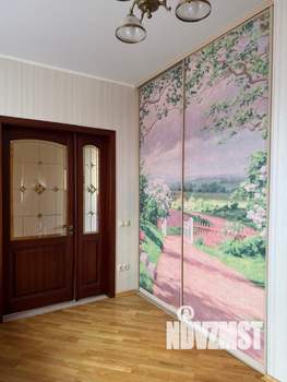 Коттедж 320м², 2-этажный, участок 10 сот.  