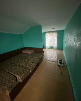 Дом 24м&sup2;, 2-этажный, участок 5 сот.  