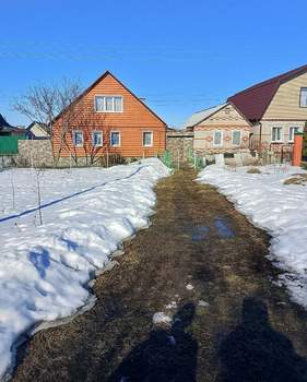 Дом 64м&sup2;, 2-этажный, участок 64 сот.  