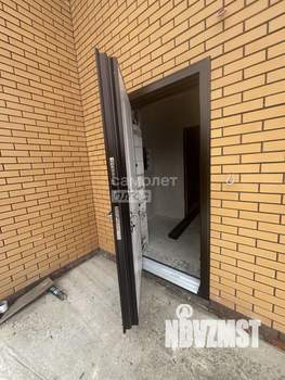 Коттедж 174м&sup2;, 2-этажный, участок 10 сот.  